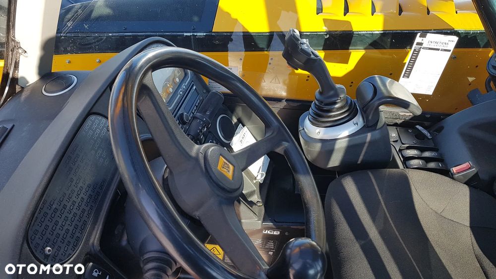 JCB 531-70 Agri Super 2018R - 24