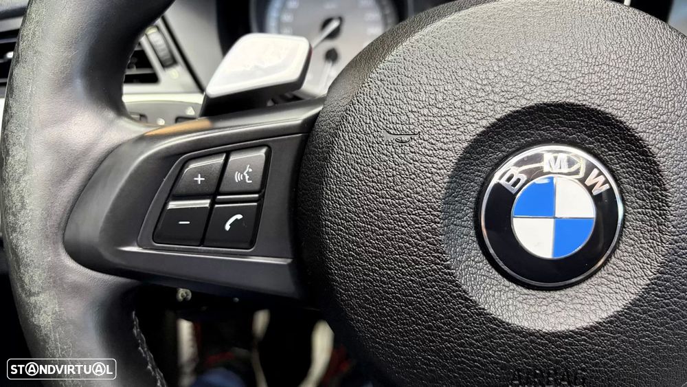 BMW Z4 35 is Auto - 48