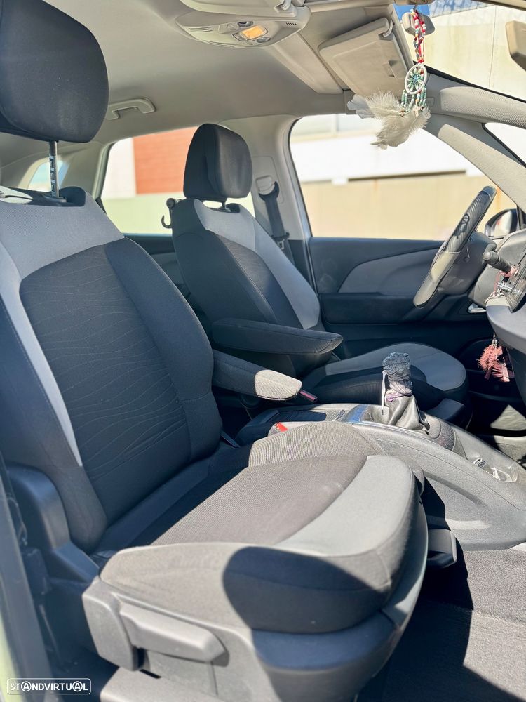 Citroën C4 Picasso - 9