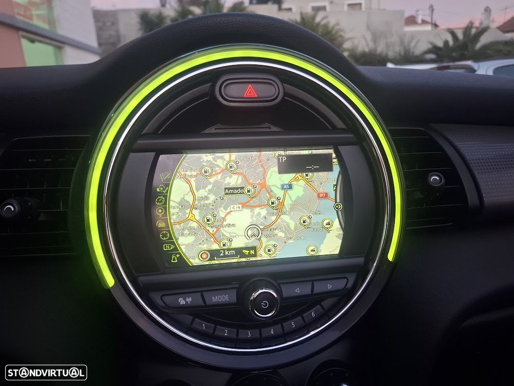 MINI Cabrio Cooper Essential - 22