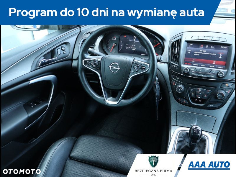 Opel Insignia - 8