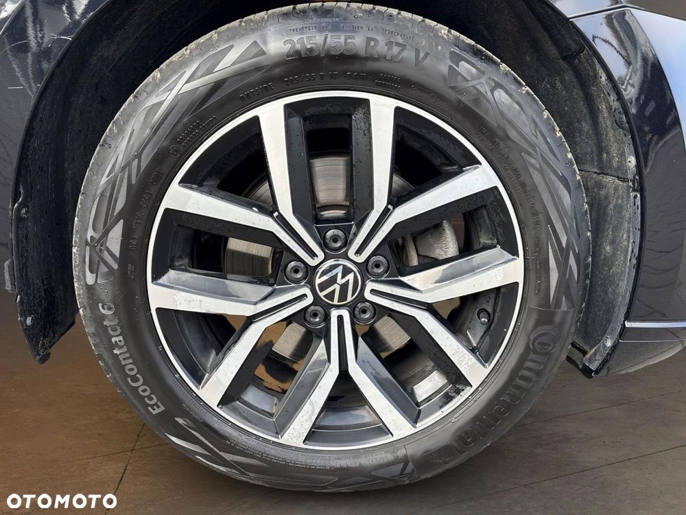 Volkswagen Passat - 18
