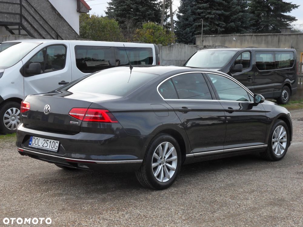 Volkswagen Passat 2.0 TDI SCR (BlueMotion Tech) 4Mot DSG Highline - 5