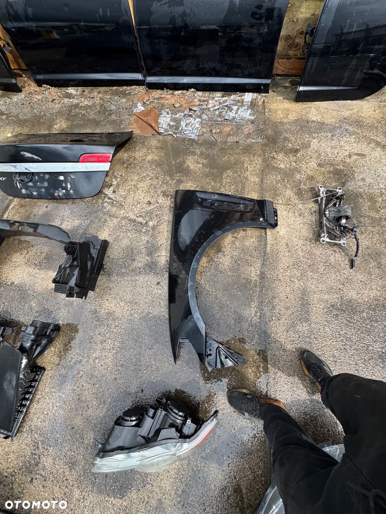 Jaguar xf PEL leg ha Czarny czarne   Do Czarnego Drzwi prawe lewe przednie tylne tył szyba -350sztuka   Klapa bagażnika klapa tylnia tył 400zl   Błotnik prawy lewe 350 sztuka   Lampa prawa lewa  -300zl   Komplet chłodnic wentylator -450     Wszystkie części Jaguar xf szybka wysyłka - 7