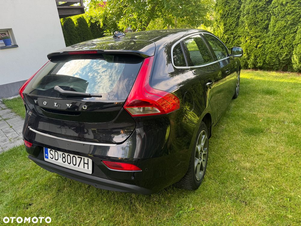Volvo V40 D2 Drive-E Ocean Race - 3