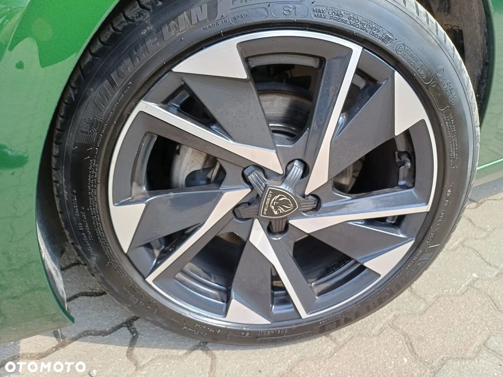 Peugeot 308 1.2 PureTech Allure Pack S&S EAT8 - 9