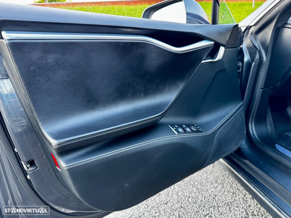 Tesla Model S 85D AWD - 16