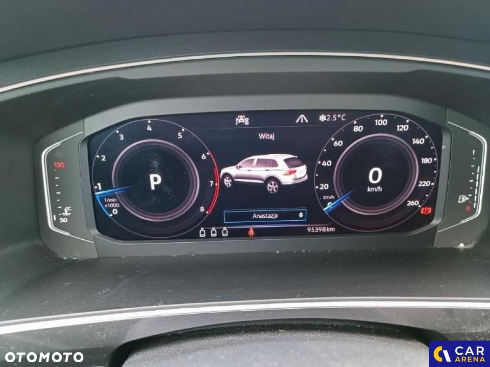 Volkswagen Tiguan - 12