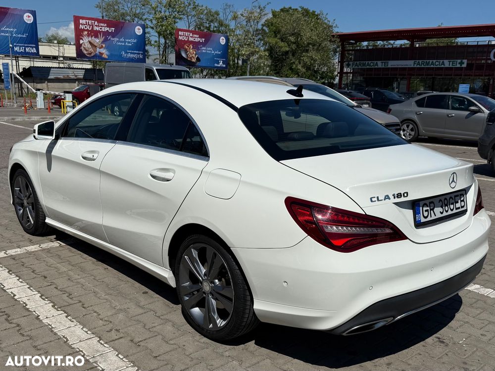 Mercedes-Benz CLA 180 7G-DCT - 9