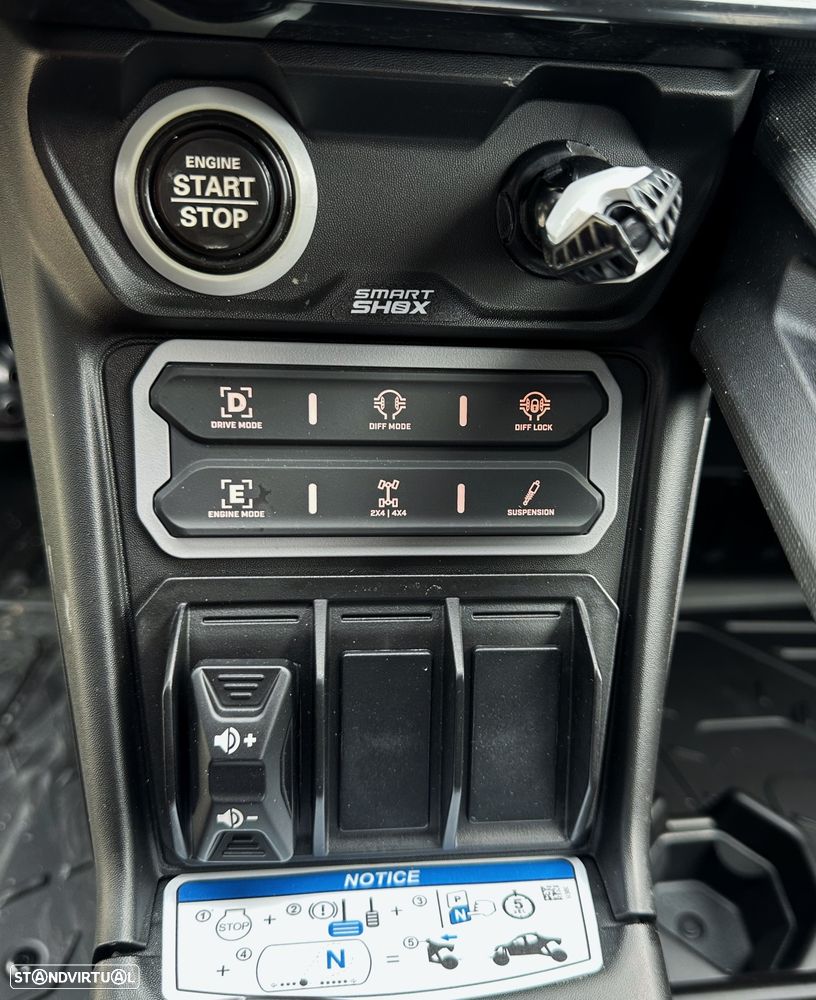 Can-Am Maverick R MAX X RS 999T DCT SAS - 21