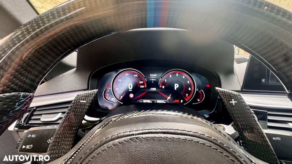 BMW Seria 5 540i xDrive AT - 15