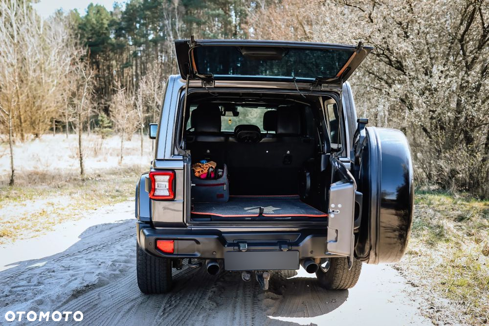 Jeep Wrangler - 16