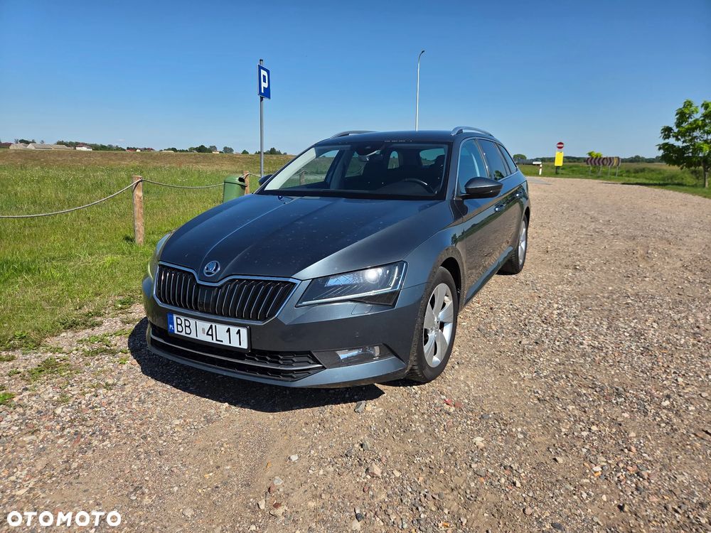 Skoda Superb 1.6 TDI Ambition - 9