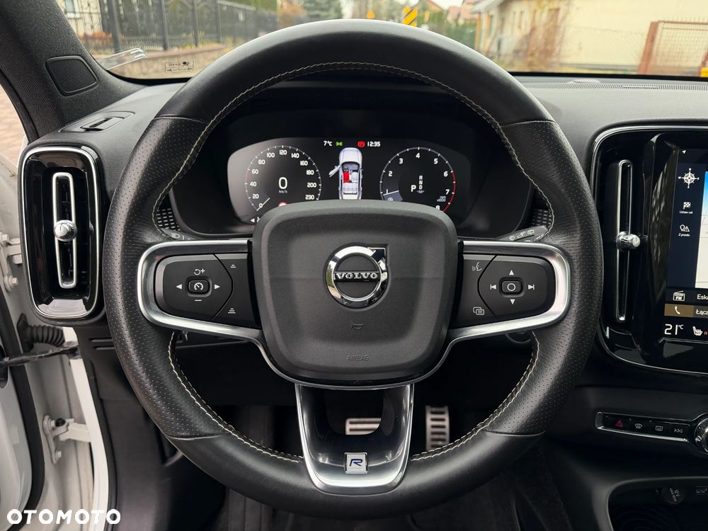 Volvo XC 40 T5 AWD Geartronic R-Design - 23