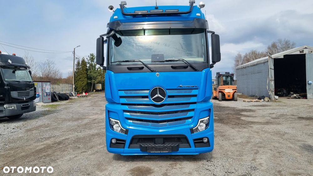 Mercedes-Benz ACTROS 2651 6X4 - 32