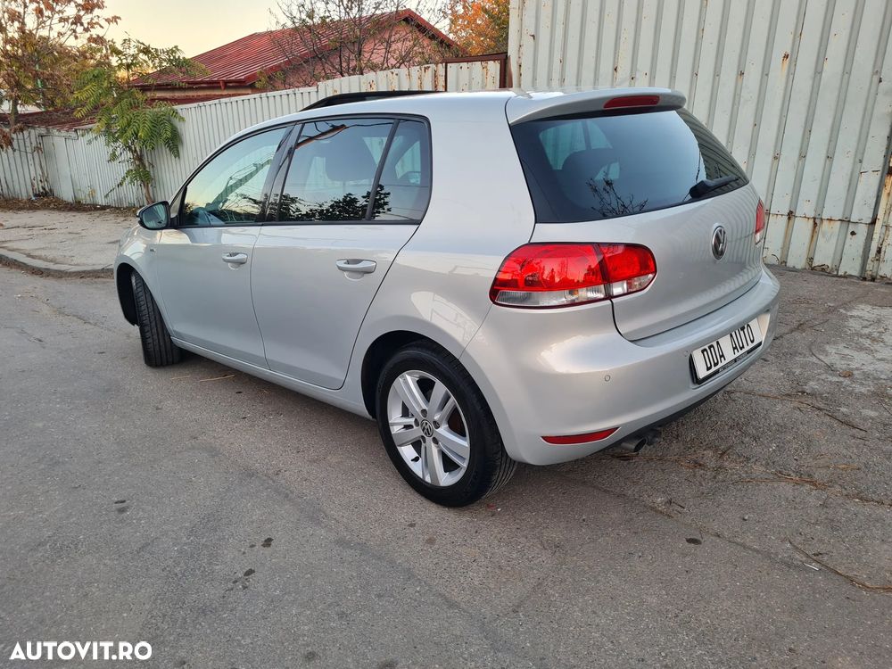 Volkswagen Golf - 12