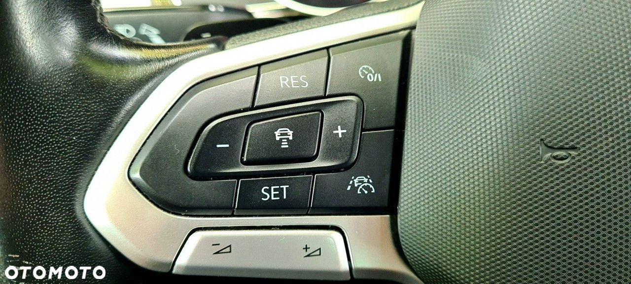 Volkswagen Passat 2.0 TDI Business DSG - 20