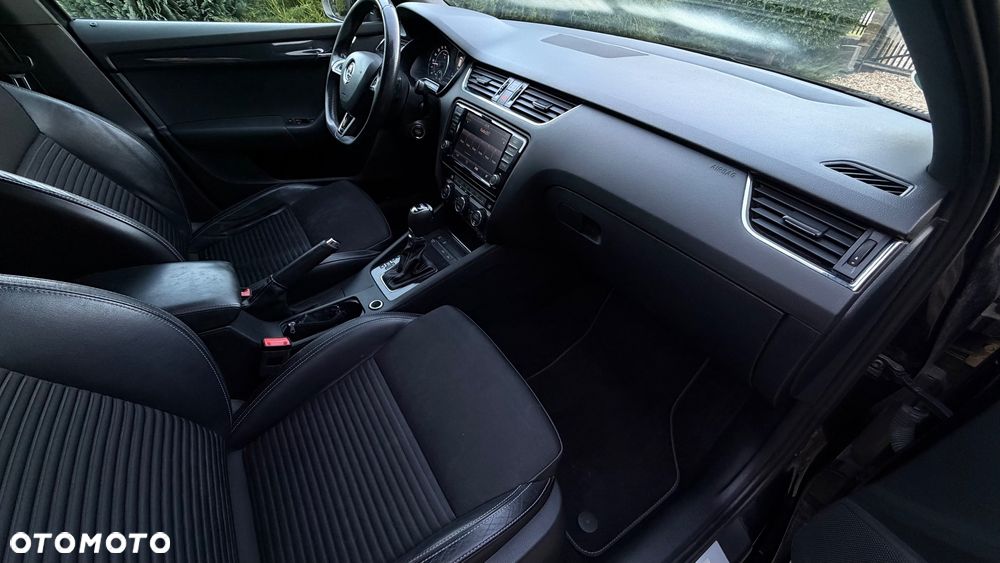 Skoda Octavia 2.0 TDI RS DSG - 13