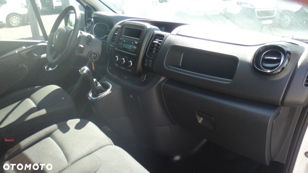 Renault Trafic - 11