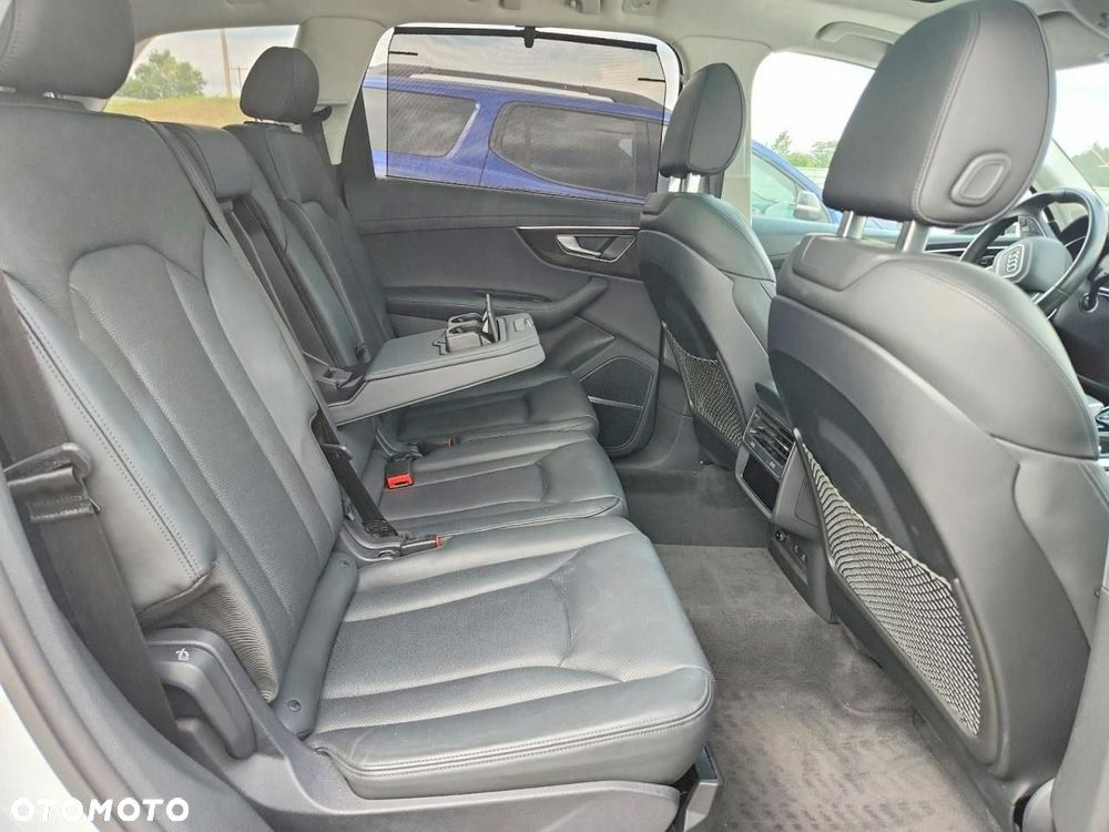 Audi Q7 3.0 TFSI Quattro Tiptronic - 10