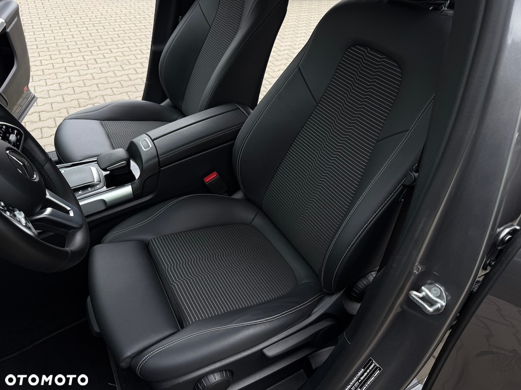 Mercedes-Benz GLB 200 d 8G-DCT - 32