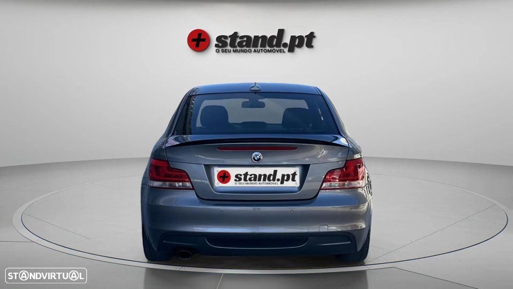 BMW 123 d Limited Edition Lifestyle c/ M Sport Pack - 4