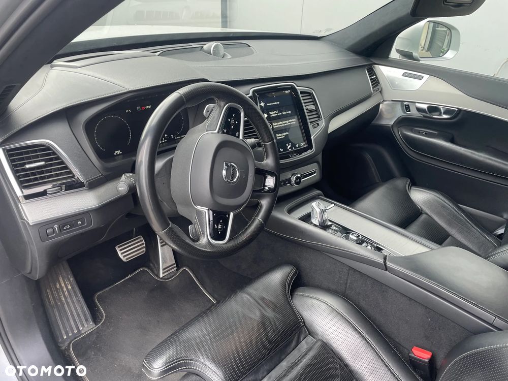 Volvo XC 90 T8 AWD Plug-In Hybrid R-Design 7os - 9