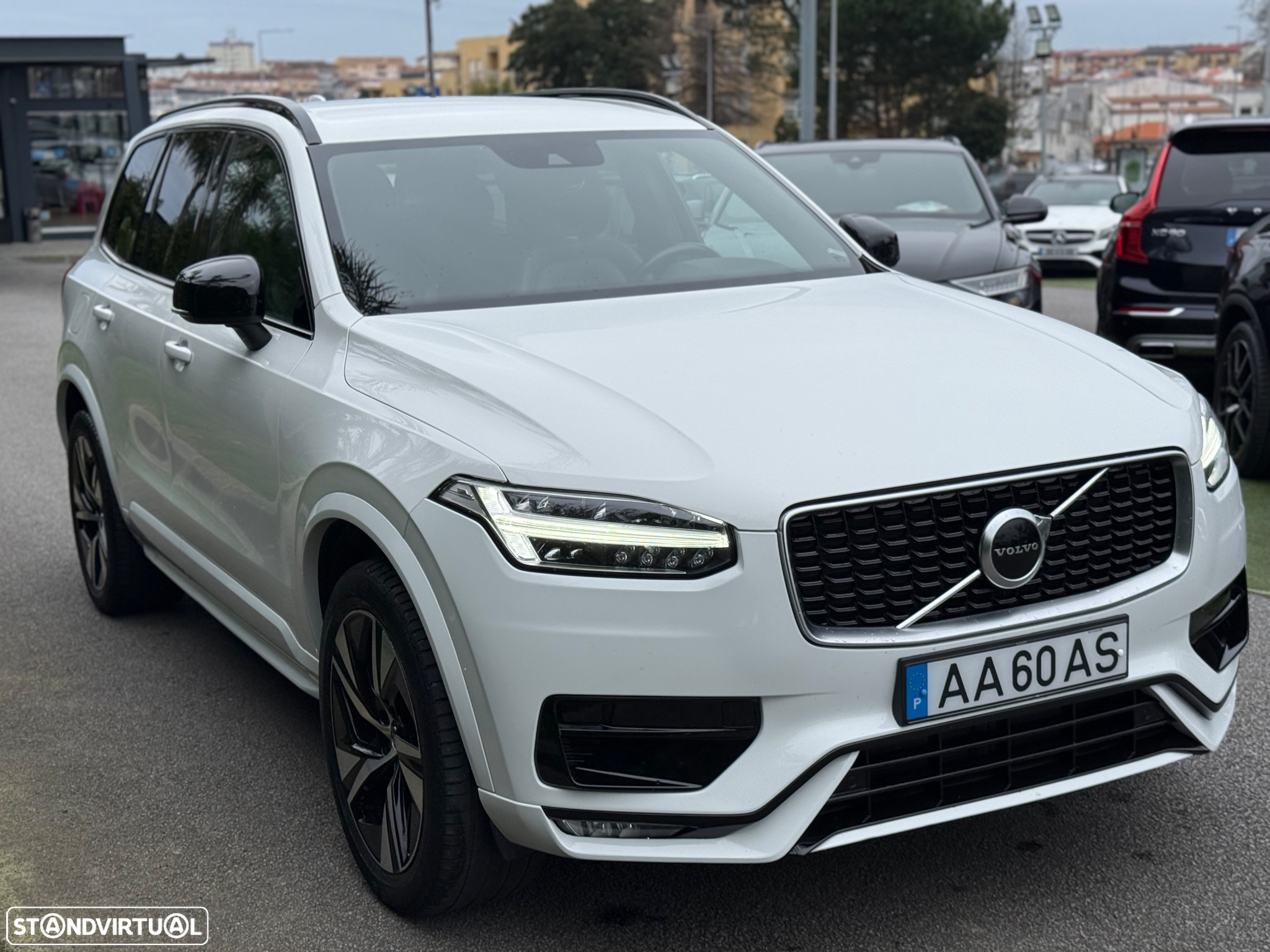 Volvo XC 90 2.0 B5 R-Design AWD - 5