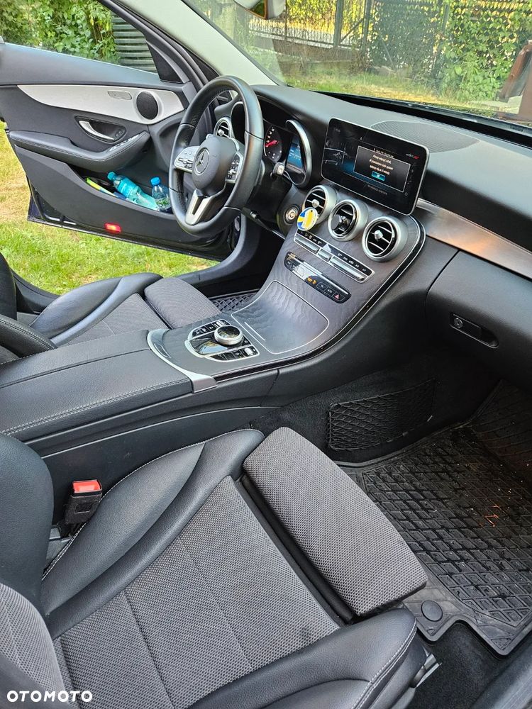 Mercedes-Benz Klasa C 180 9G-TRONIC - 7