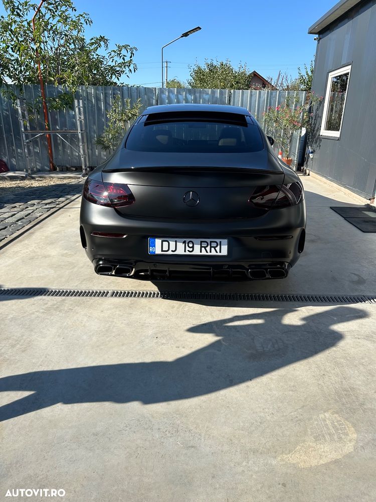 Mercedes-Benz C 300 9G-TRONIC AMG Line Plus - 12