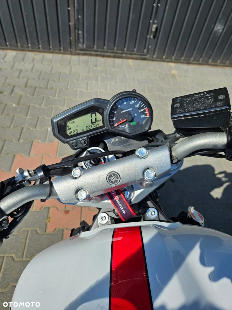 Yamaha FZ6 - 18