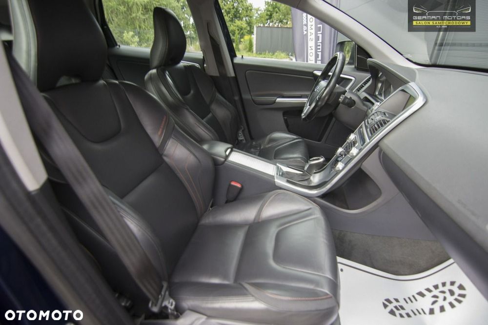 Volvo XC 60 D4 Geartronic Ocean Race - 35