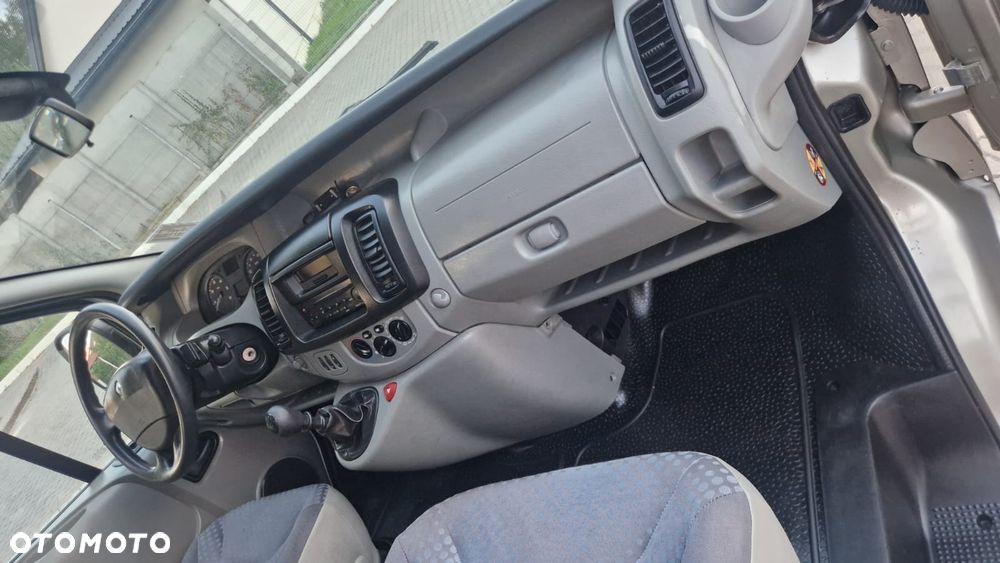 Renault Trafic - 7