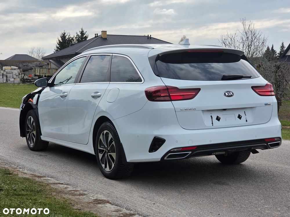Kia Ceed 1.6 GDI PHEV L DCT - 5