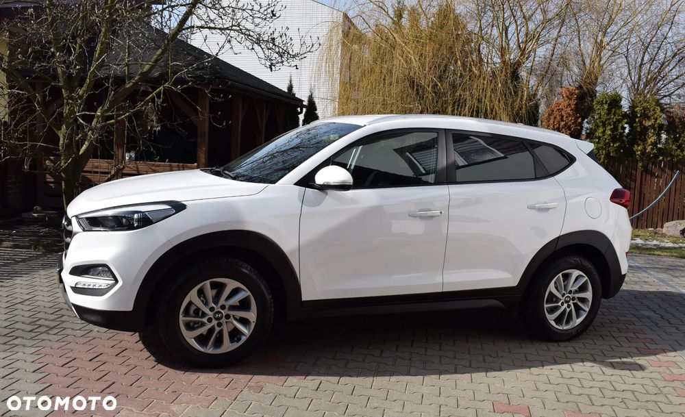 Hyundai Tucson 1.6 Turbo 2WD Navi - 4