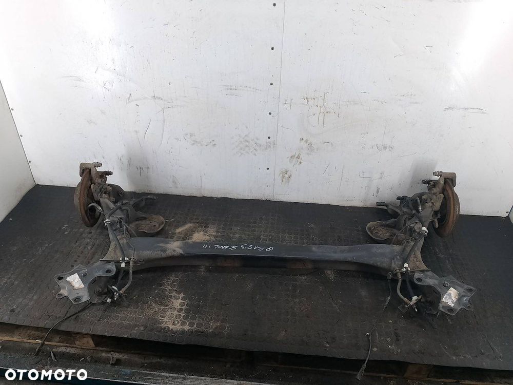 BELKA ZAWIESZENIA, OŚ TYŁ  RENAULT SCENIC III 1.4 TCE - 1