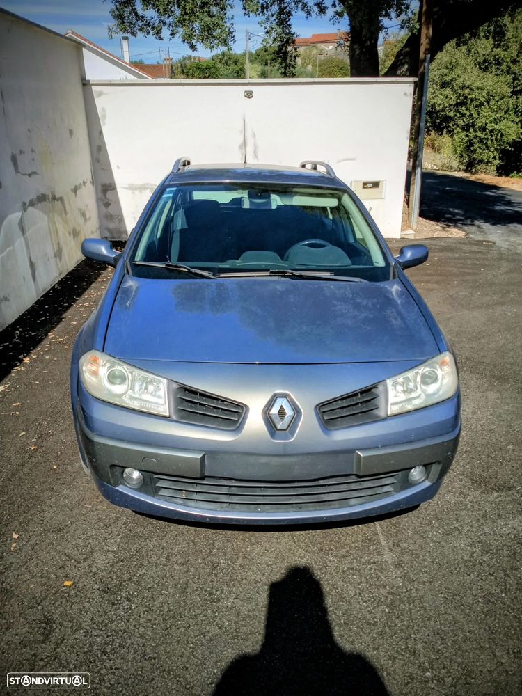 Renault Mégane 1.5 dCi Dynamique - 4