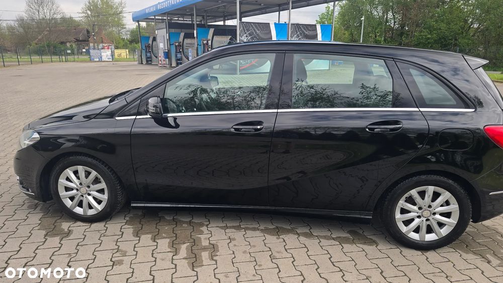 Mercedes-Benz Klasa B 180 (BlueEFFICIENCY) 7G-DCT - 7