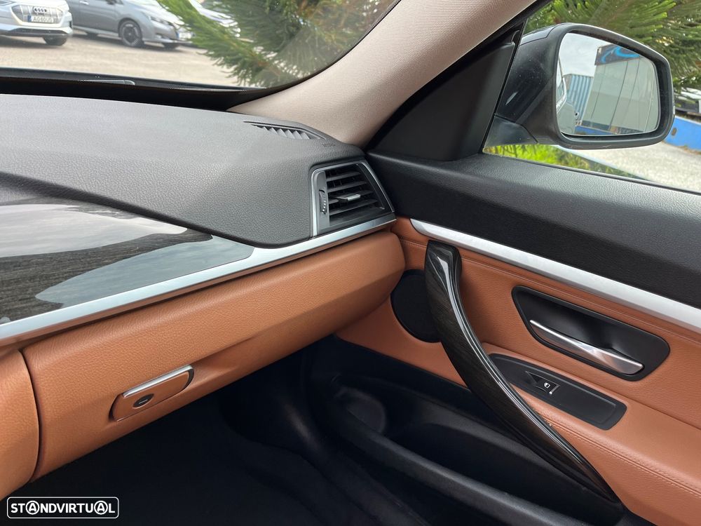 BMW 318 Gran Turismo d Auto Line Luxury - 32