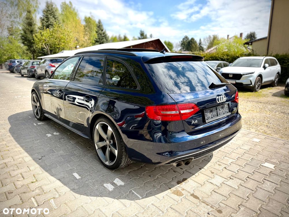 Audi A4 Avant 2.0 TDI DPF quattro S line Sportpaket - 3