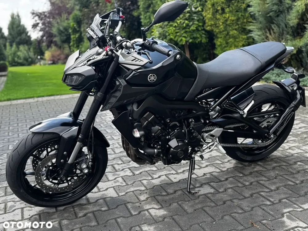 Yamaha MT - 4