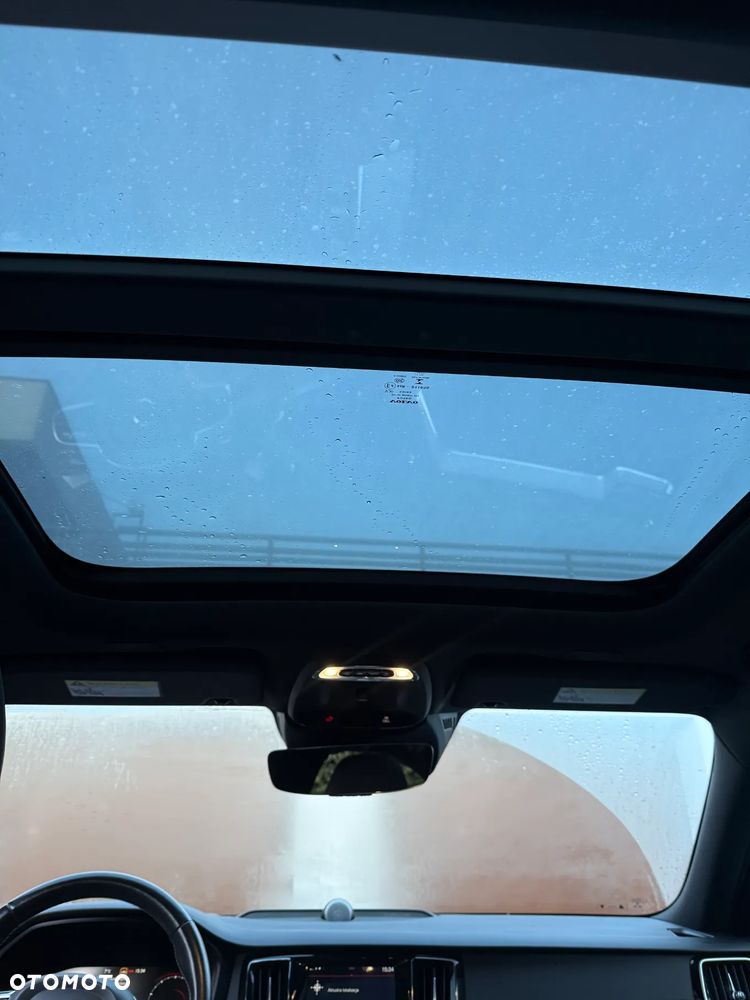 Volvo S60 T6 AWD Geartronic RDesign - 35