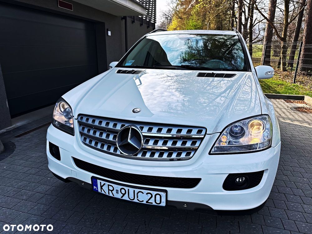 Mercedes-Benz ML 350 4Matic 7G-TRONIC Edition 10 - 12