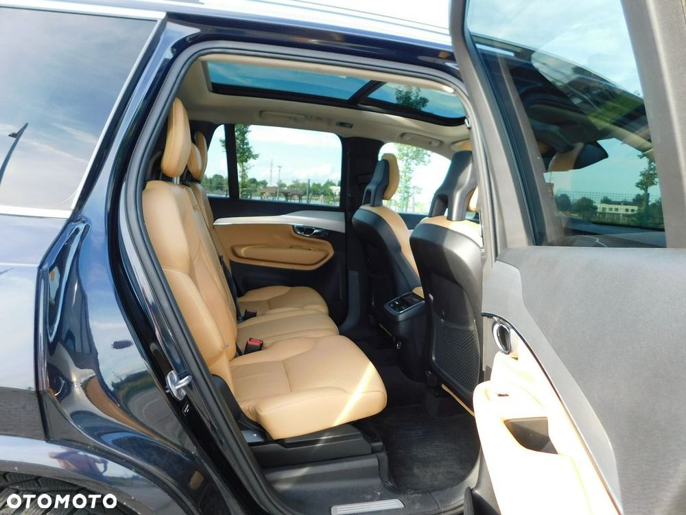 Volvo XC 90 T6 AWD Momentum 7os - 10