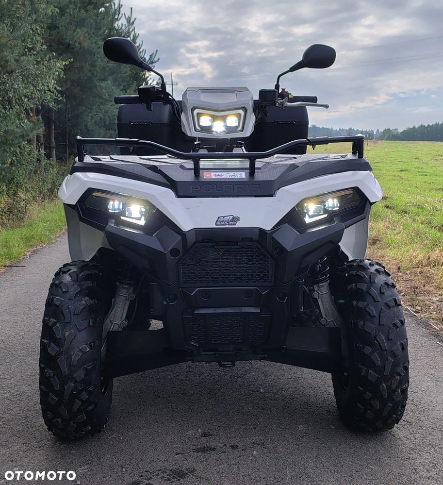 Polaris Sportsman - 1