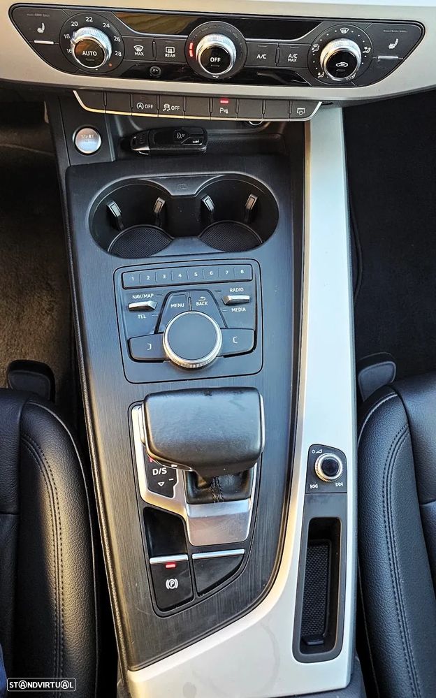 Audi A4 30 TDI S tronic sport - 18