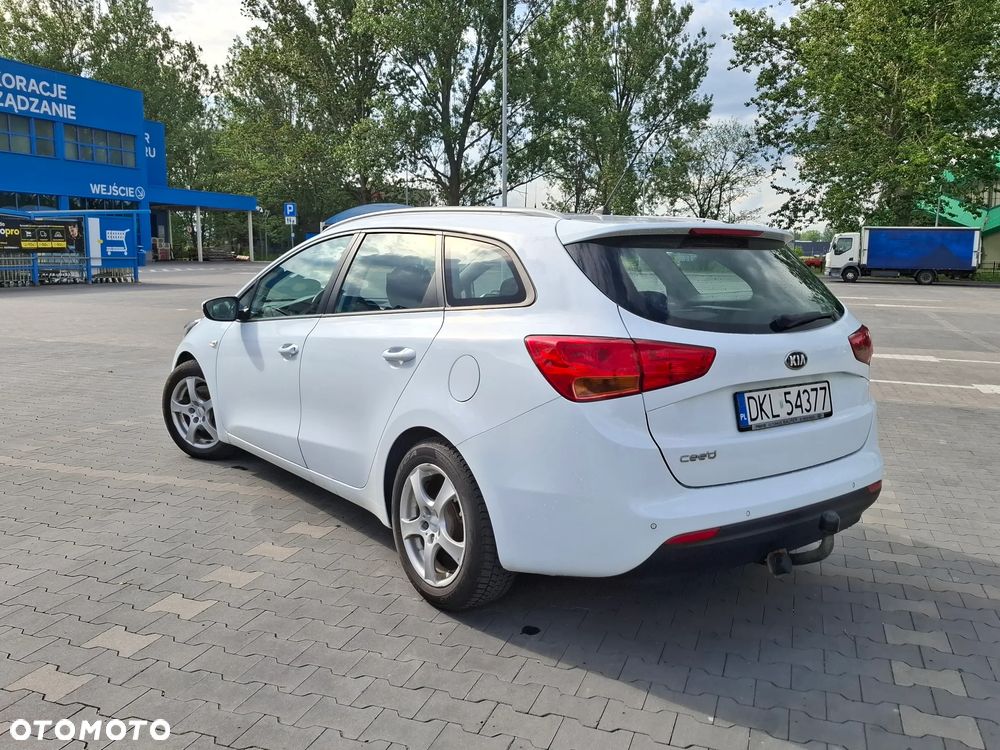 Kia Ceed 1.6 GDI L - 3