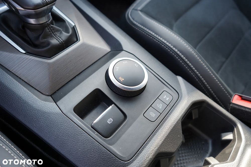 Volkswagen Amarok 3.0 V6 TDi 4MOTION Style - 24