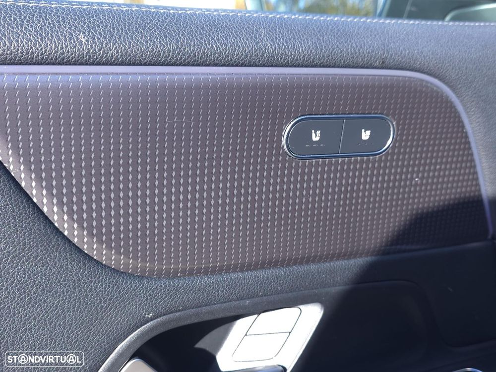 Mercedes-Benz EQB 300 4Matic AMG Line - 17