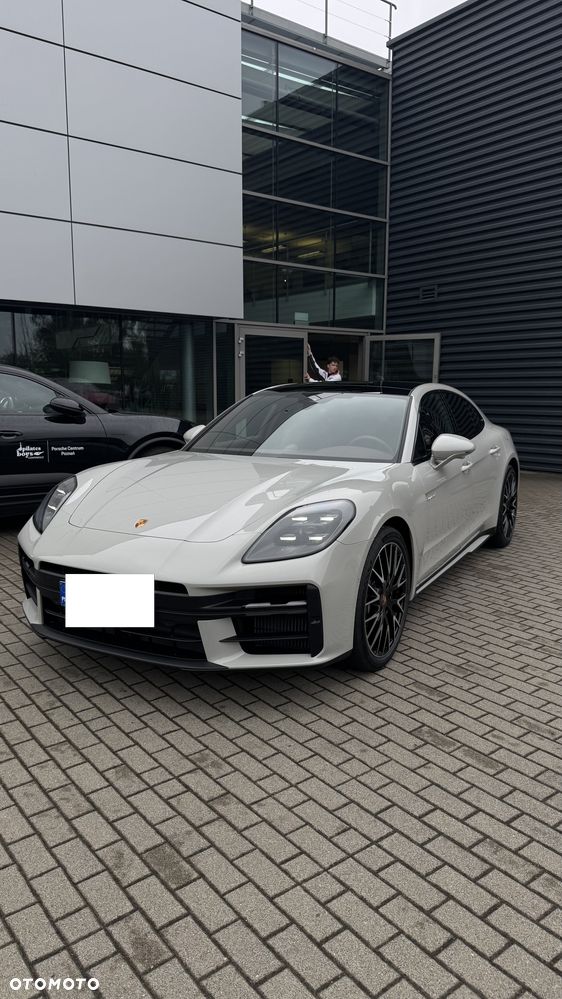 Porsche Panamera 4S - 1